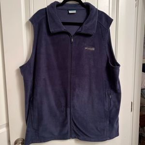 Nice men’s Columbia fleece vest. Big and tall. 2XT